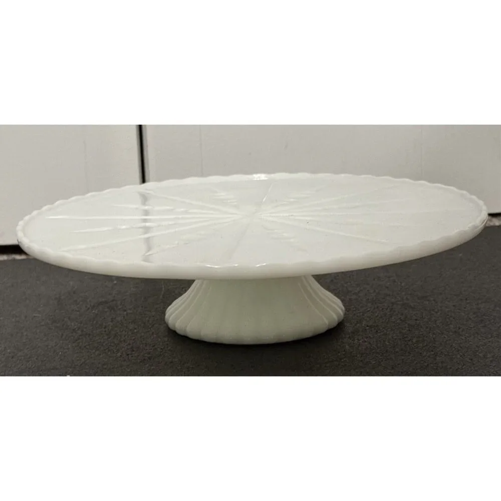 Anchor Hocking Starburst White Milk Glass 10